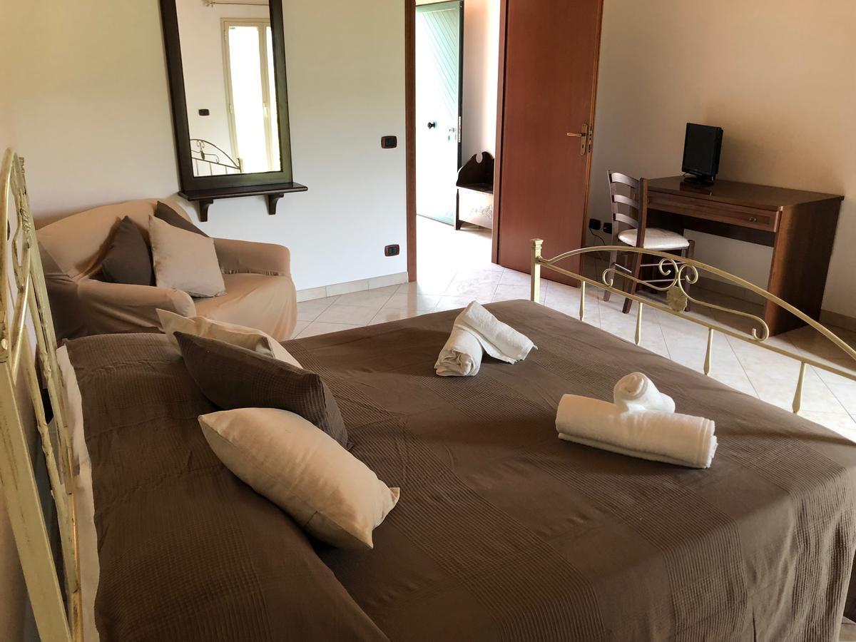 Casa Vacanze Alcantara Gaggi Exteriör bild
